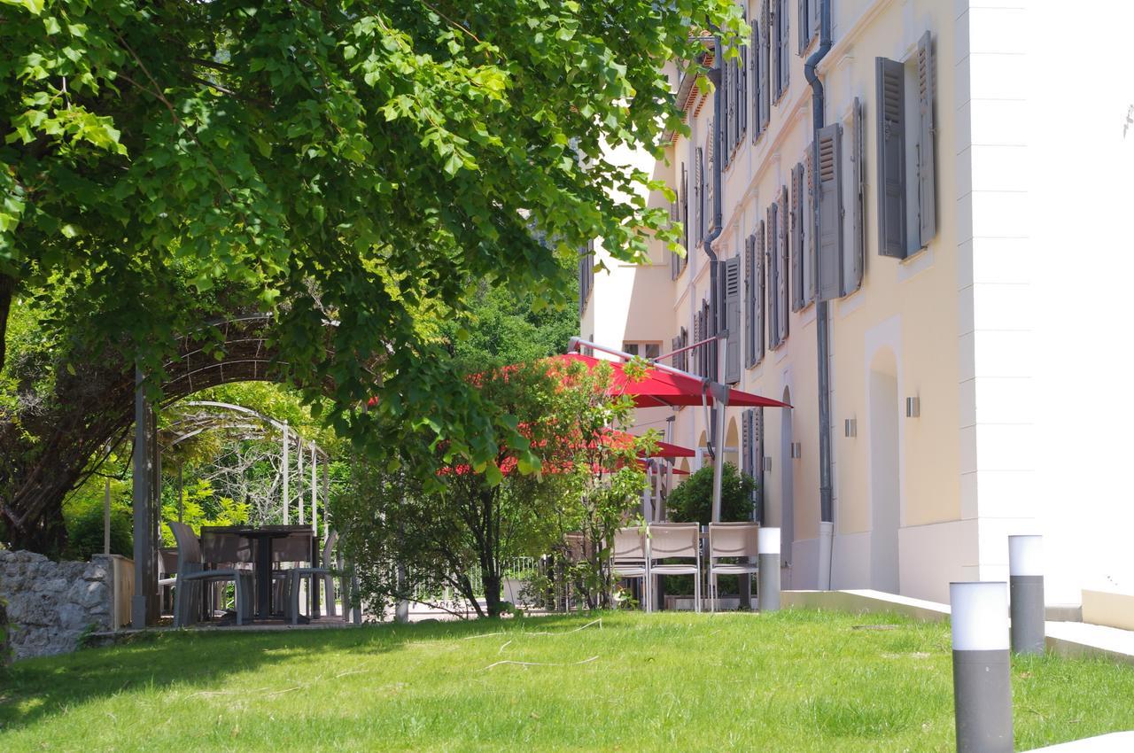 ホテル La Tour Carree - Grasse Sud ペメナード エクステリア 写真