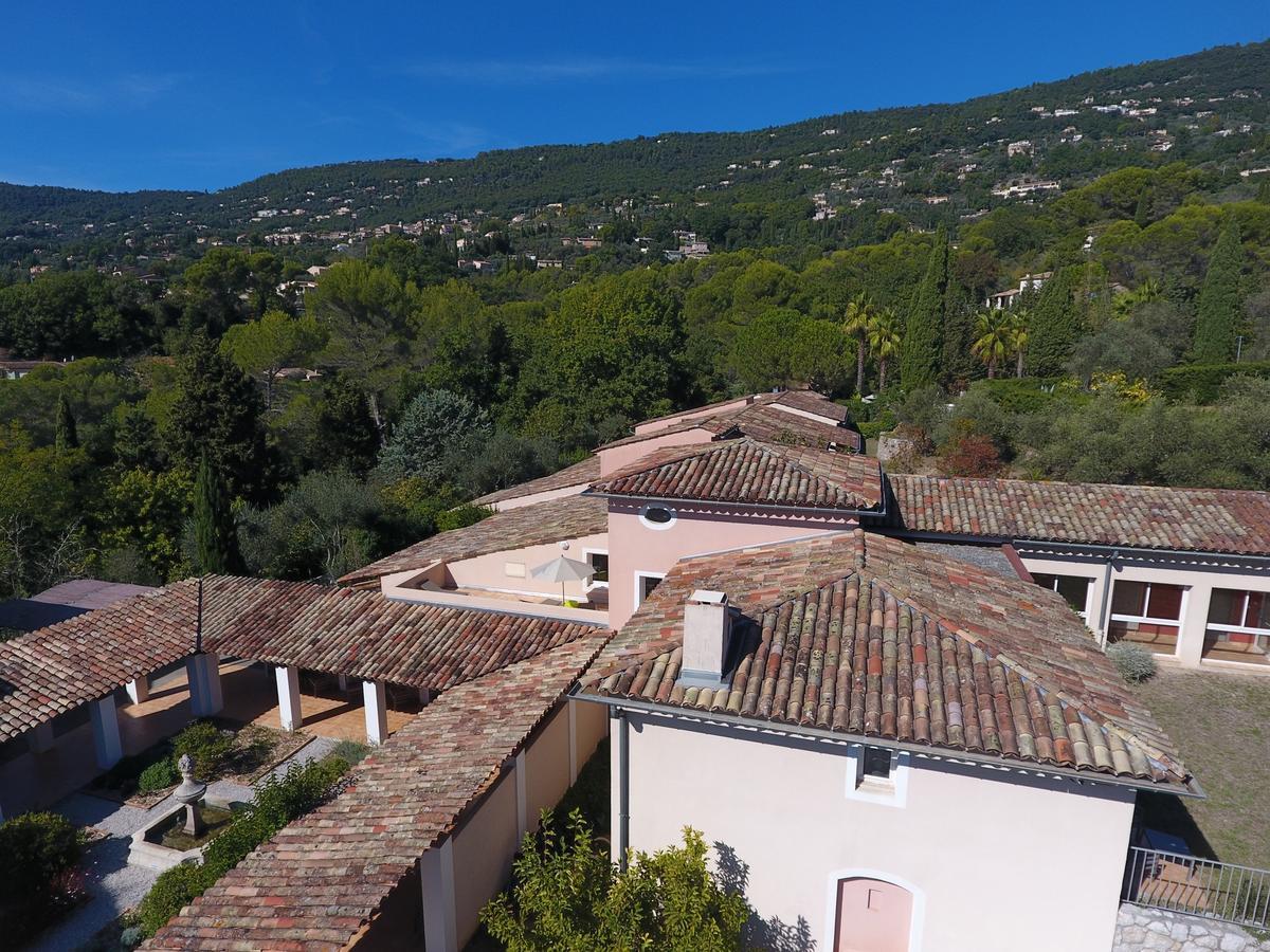 ホテル La Tour Carree - Grasse Sud ペメナード エクステリア 写真