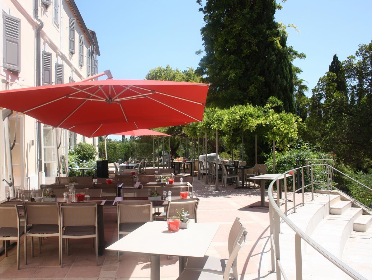 ホテル La Tour Carree - Grasse Sud ペメナード エクステリア 写真